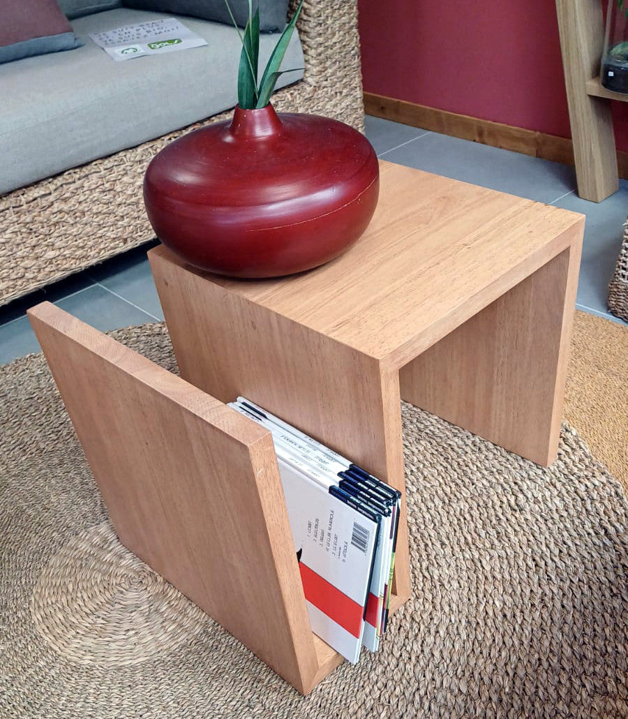 Table double usage bout de canapé ou table basse de forme géométrique en bois massif - petite taille