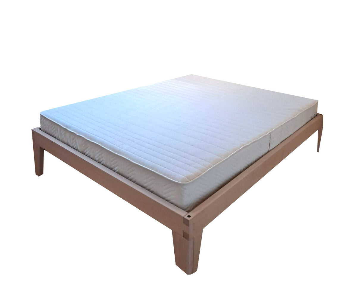 Un matelas en latex bio fabriqué en Allemagne avec des matériaux haut de gamme.